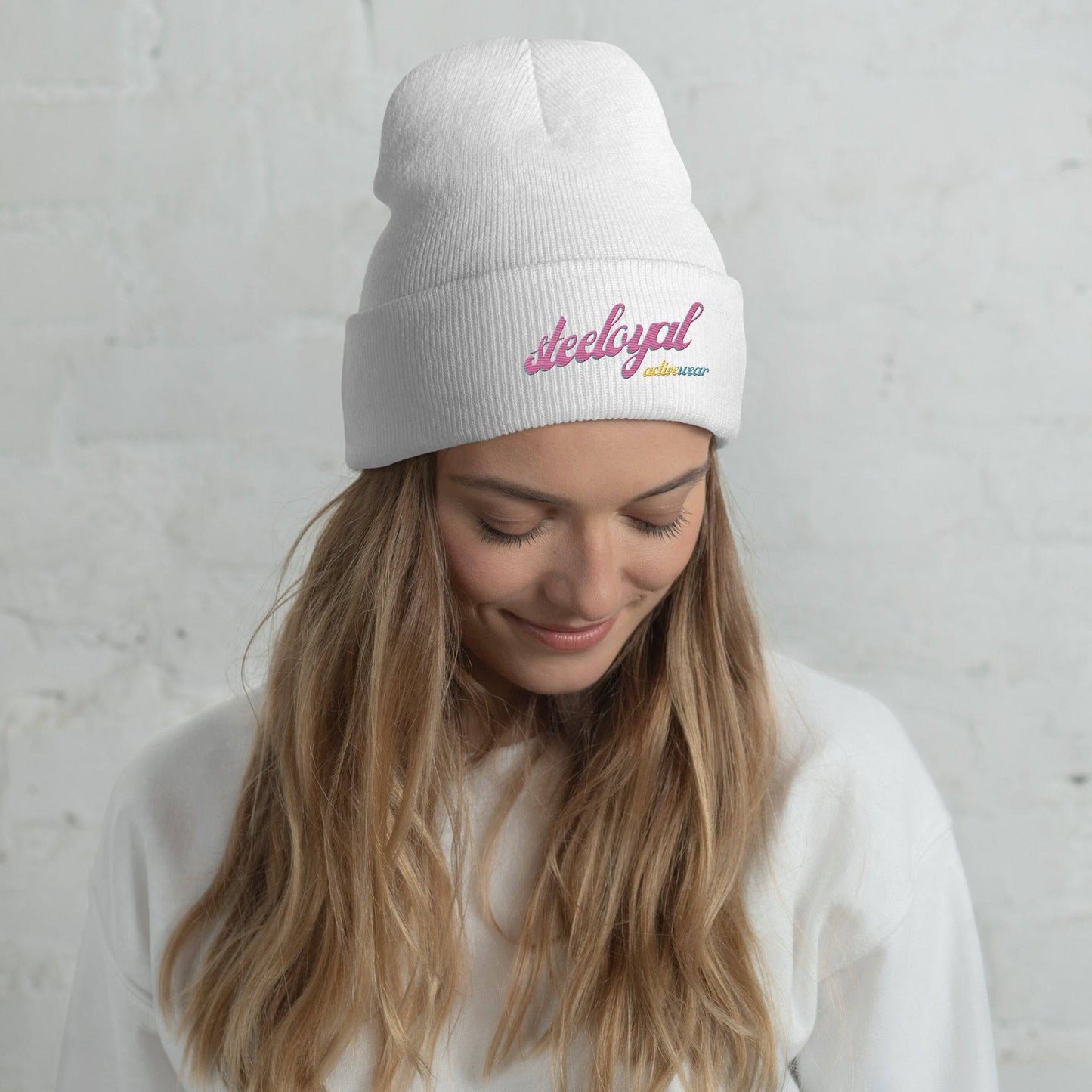 Women's steeloyal logo beanie - STEELOYAL