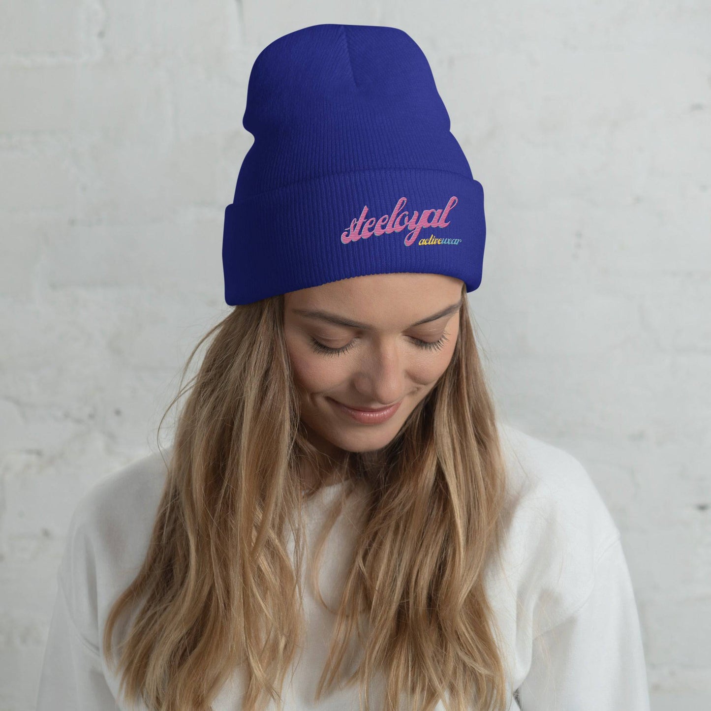 Women's steeloyal logo beanie - STEELOYAL