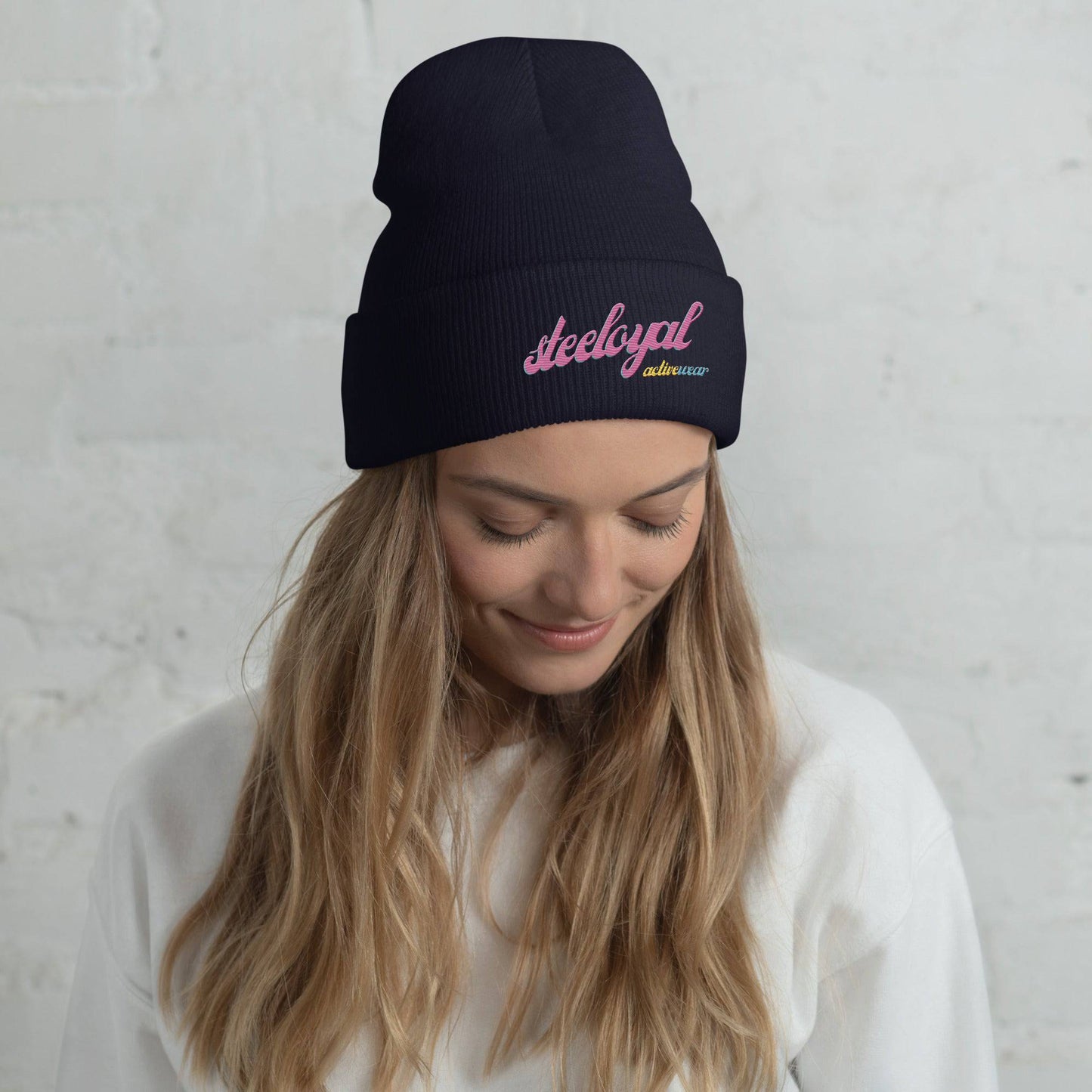 Women's steeloyal logo beanie - STEELOYAL