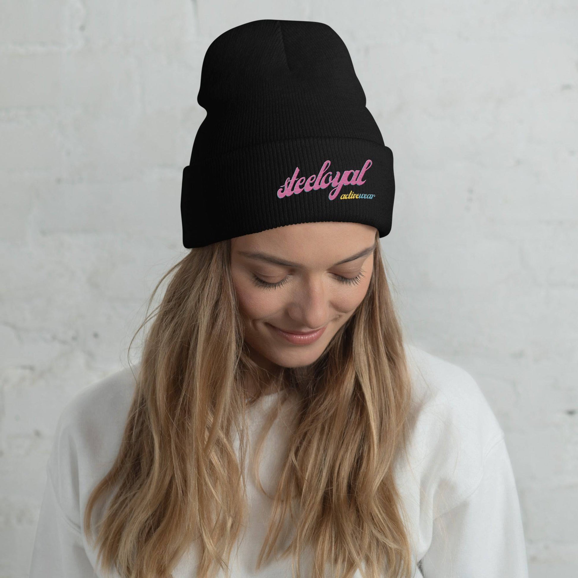 Women's steeloyal logo beanie - STEELOYAL