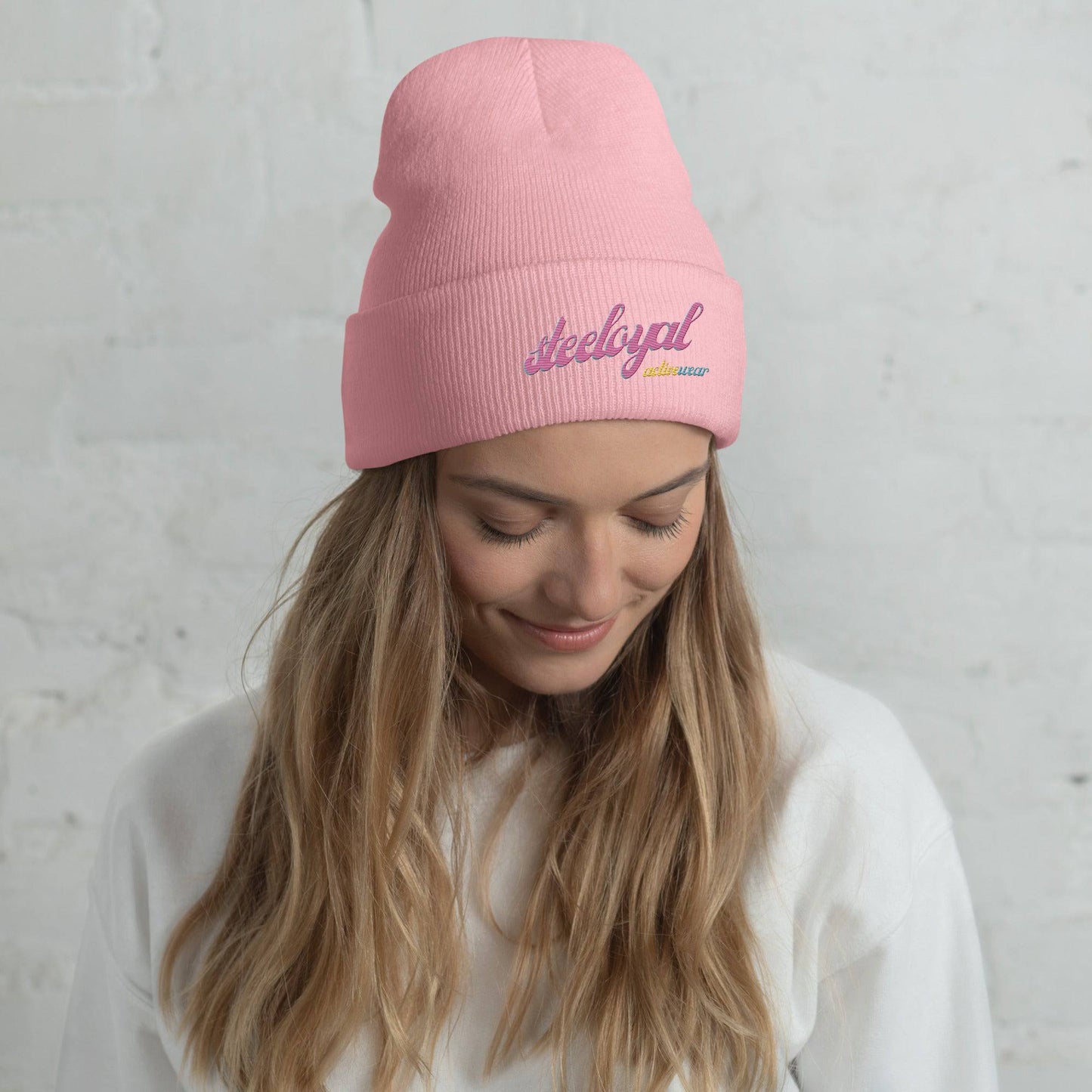 Women's steeloyal logo beanie - STEELOYAL