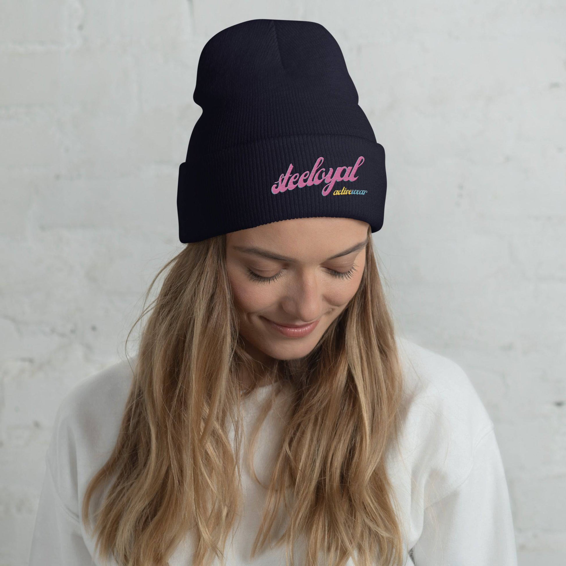 Women's steeloyal logo beanie - STEELOYAL